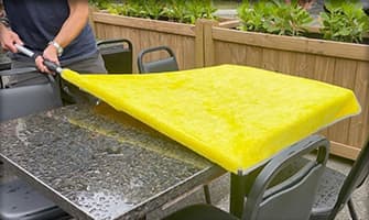 Séchage de table à l'extérieur